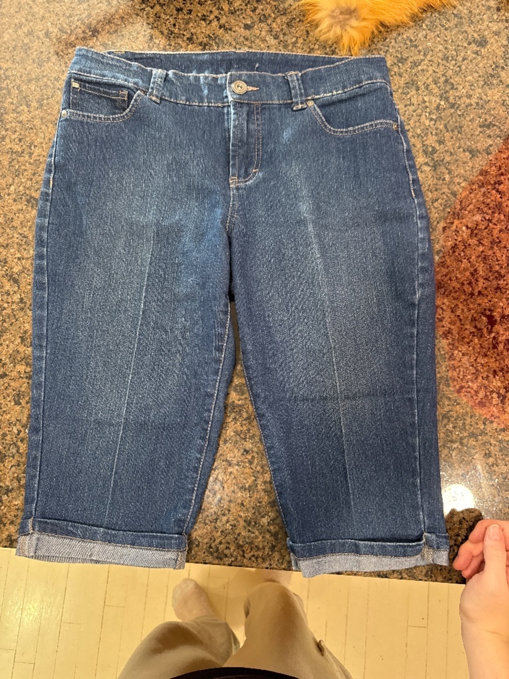 Capri pants